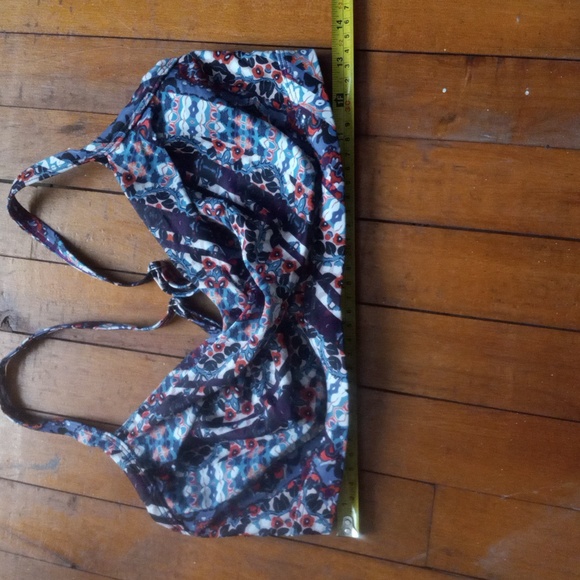 Athleta 34 D/DD bikini top - Picture 7 of 9